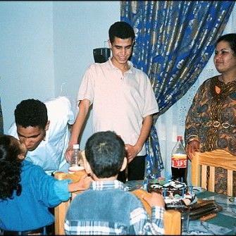 Die Kleine bekommt ein Bussi